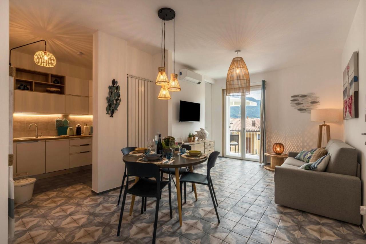 Casa Royale Appartamento Acqua Lierna Eksteriør billede